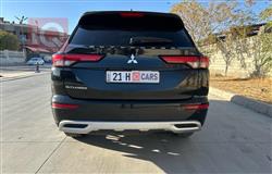 ميتسوبيشي اوتلاندر